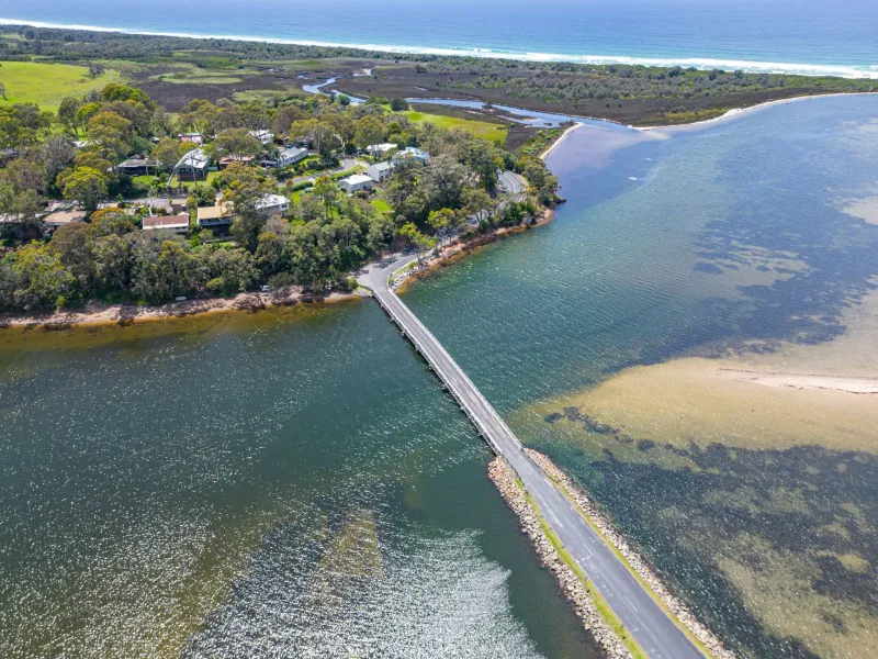 Where Rivers Surrender to the Sea: The Scientific Fault Lines Dividing America's Most Productive Coastal Zones